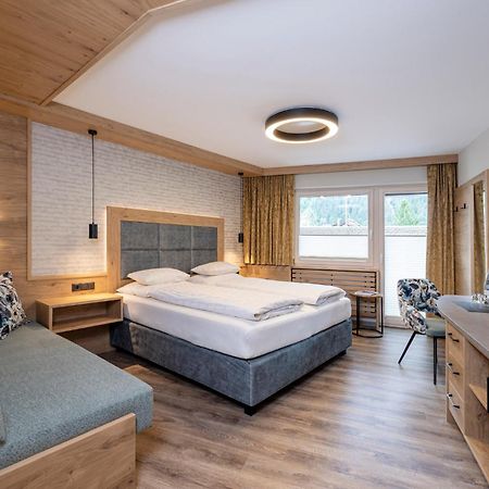 Appart & Hotel Garni Villa Knauer Mayrhofen Exterior photo