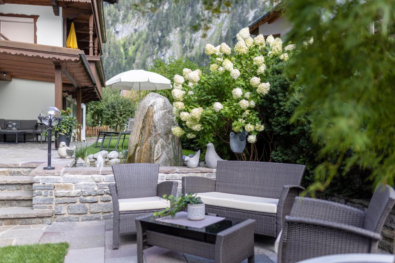 Appart & Hotel Garni Villa Knauer Mayrhofen Exterior photo