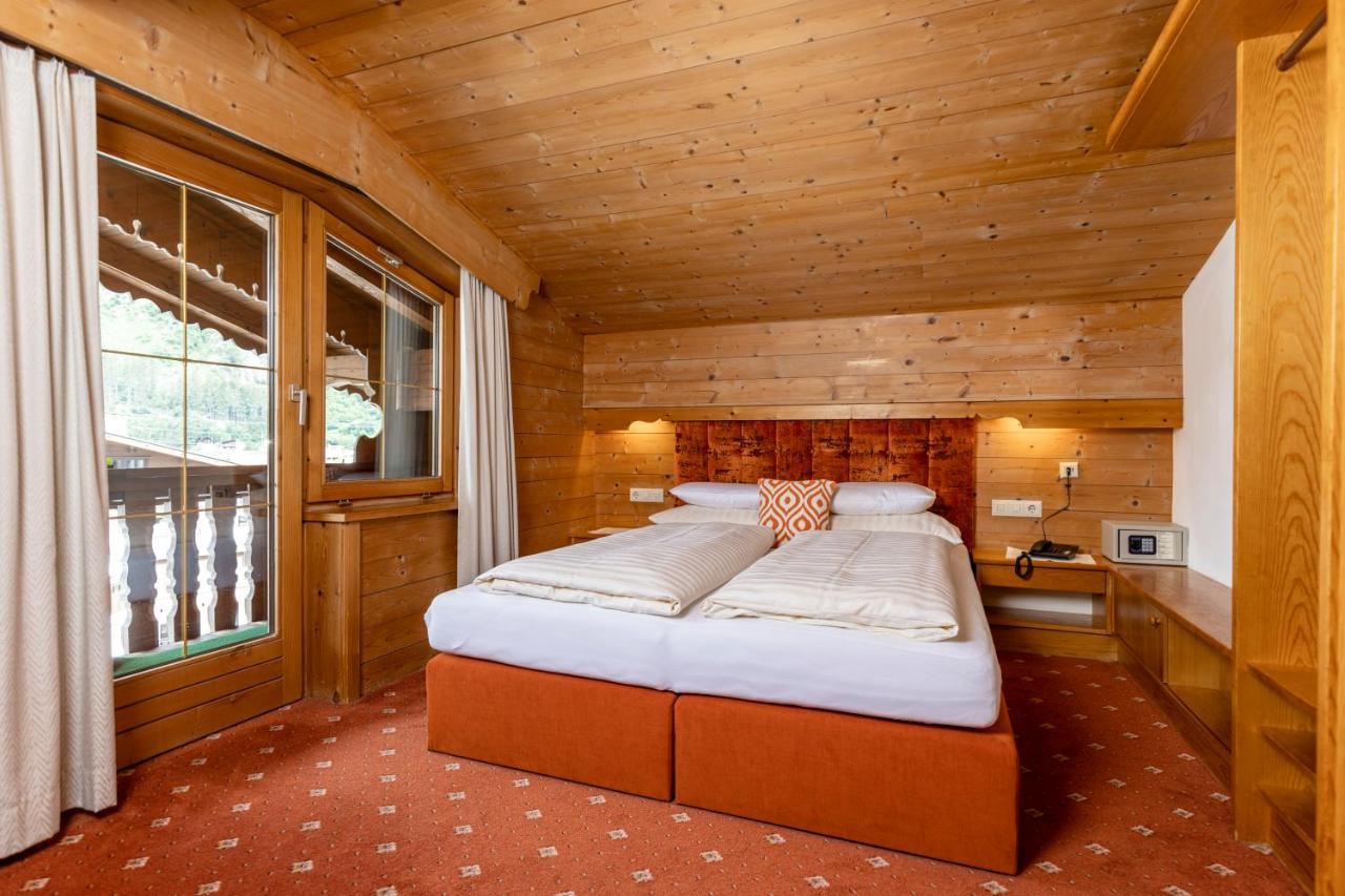 Appart & Hotel Garni Villa Knauer Mayrhofen Exterior photo