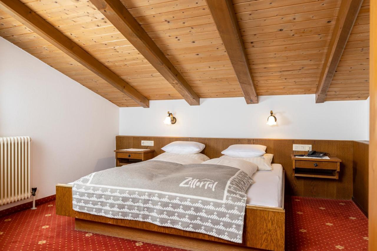 Appart & Hotel Garni Villa Knauer Mayrhofen Exterior photo