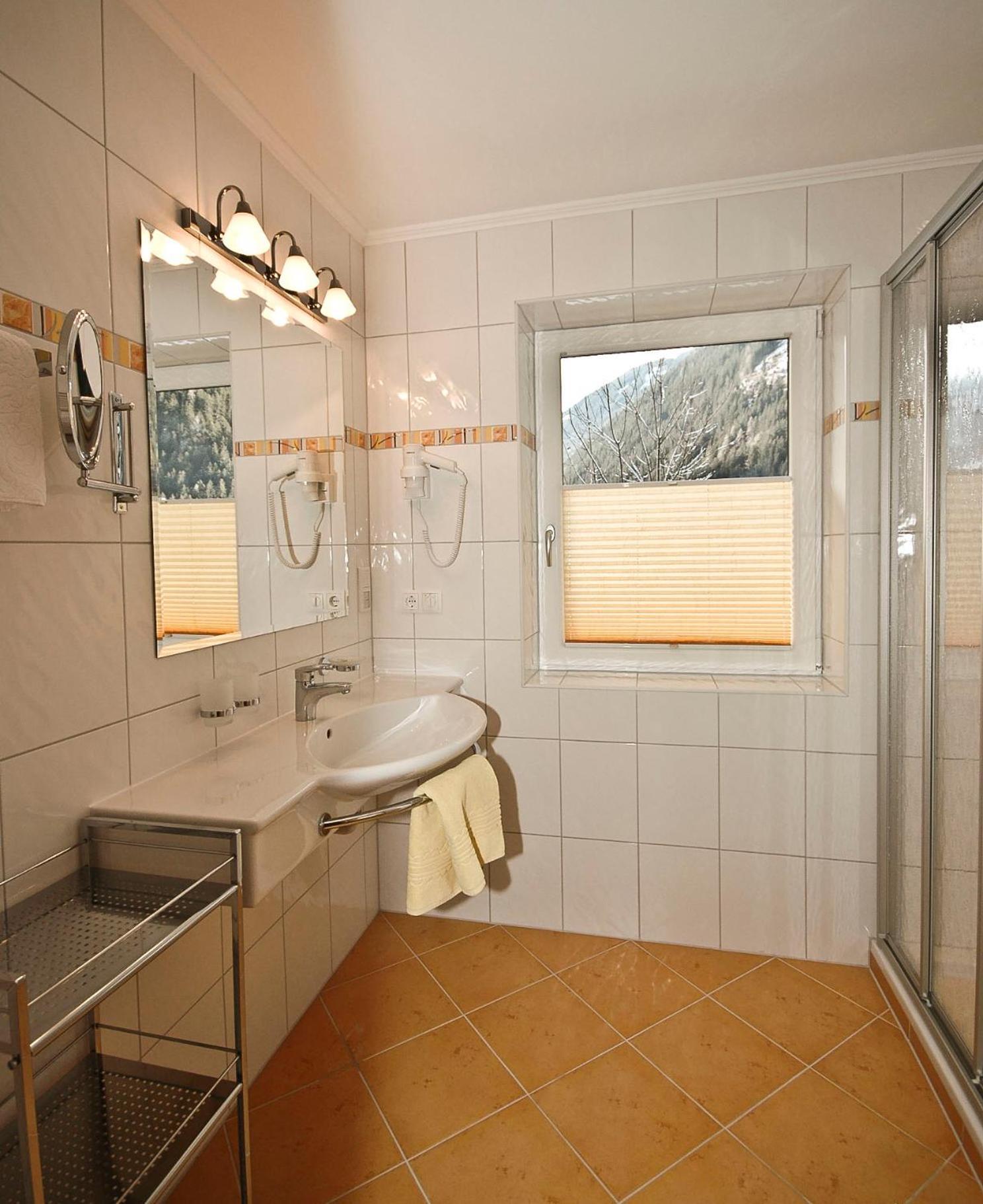 Appart & Hotel Garni Villa Knauer Mayrhofen Exterior photo